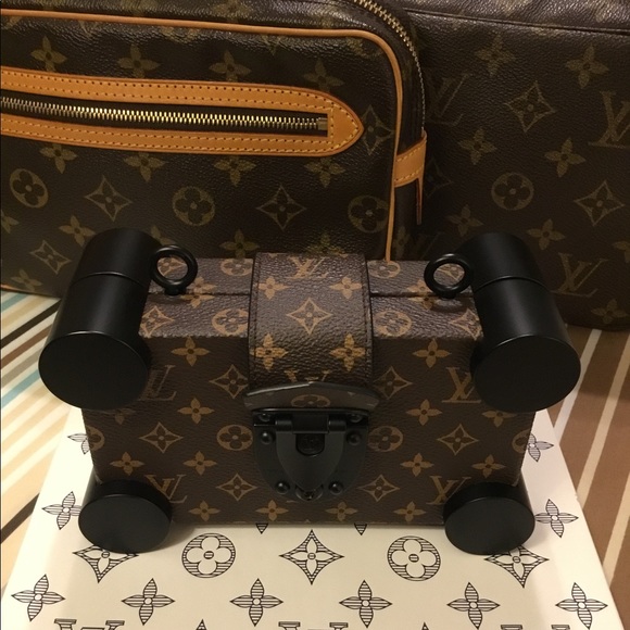 lv petite malle mini